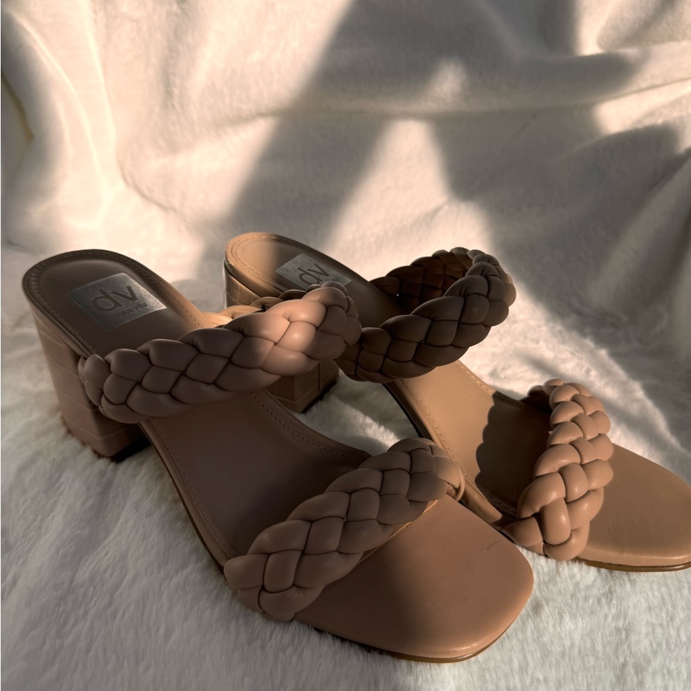 Dolce Vita braided sandals tan nude wide 9.5